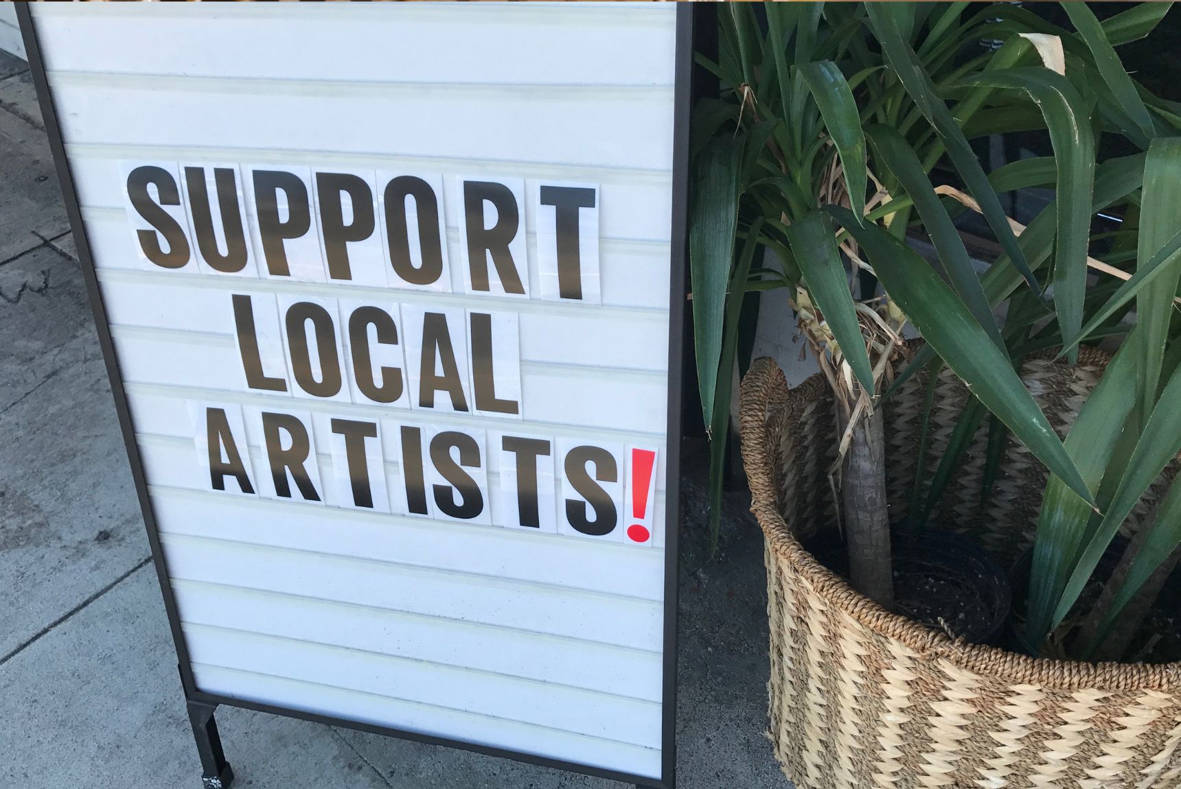 How to Support Local Artists in Bangkok: A Collector’s Guide